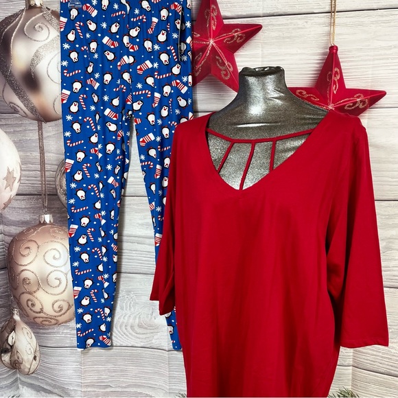 Roaman’s 1X (22/24) top with Plus size Christmas leggings - Picture 4 of 11